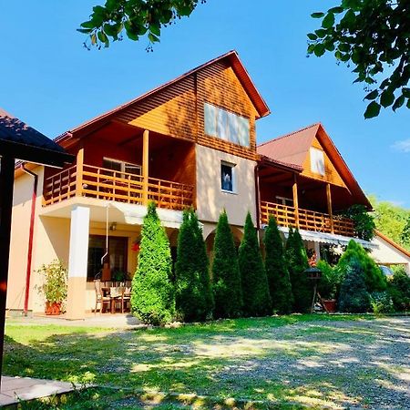 Янтарная Форель Bushtyno Exteriör bild